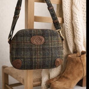Authentic Aran plaid  wool and leather  crossbody made in Ireland new with tag